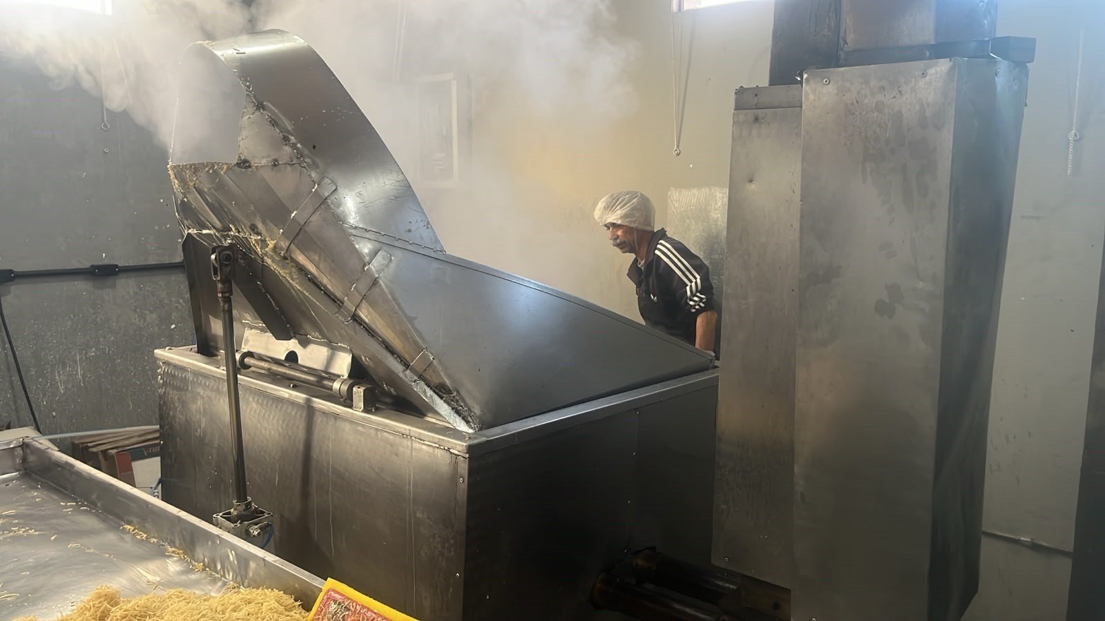 Linha de produção da Rustika Batatas